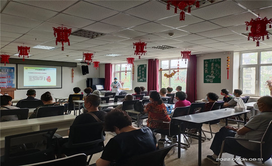 15. 康健公司举行高血压、心脑血管课堂_副本.jpg